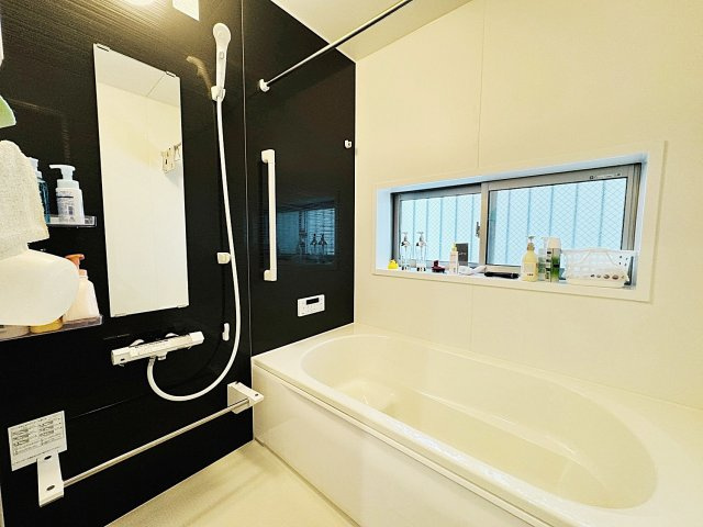 練馬区西大泉4丁目　築浅×美築　並列2台駐車　中古戸建の浴室