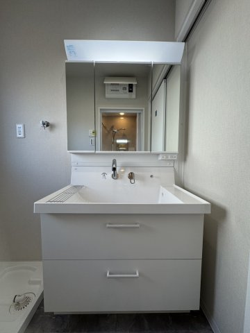 中古住宅　刈谷市下重原町5丁目の独立洗面台