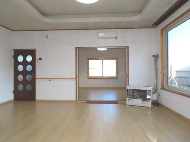 【居間・リビング】 | 北見市清見町７１番地６６　中古売家　