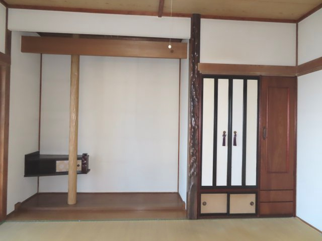 【収納】 | 北見市清見町７１番地６６　中古売家　 | 床の間・仏間・物入れ