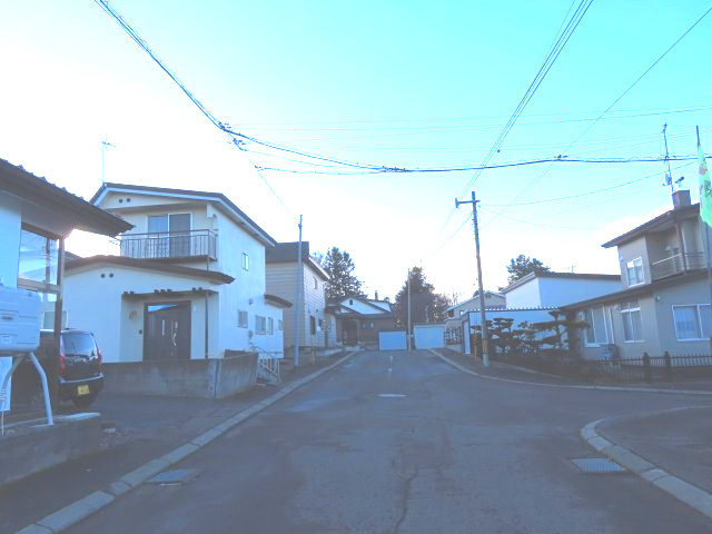 【前面道路含む現地写真】 | 北見市清見町７１番地６６　中古売家　