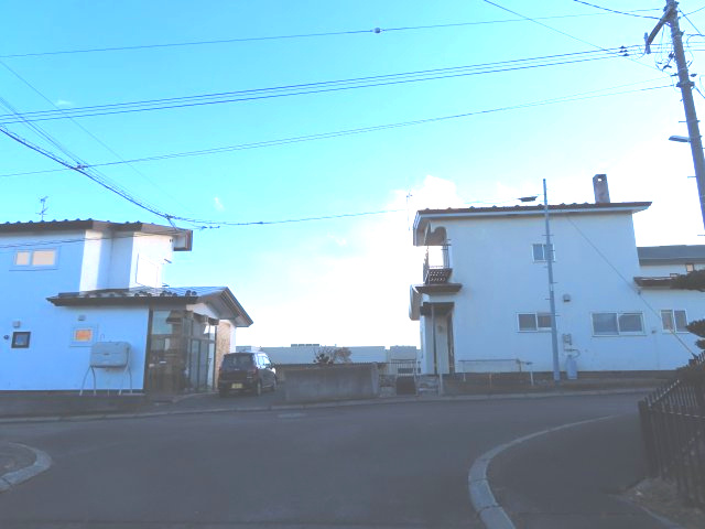 【前面道路含む現地写真】 | 北見市清見町７１番地６６　中古売家　