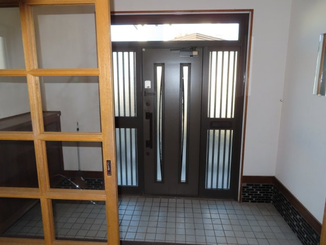 【玄関】 | 北見市清見町７１番地６６　中古売家　 | 内玄関