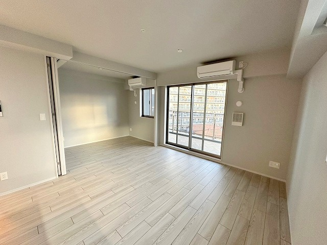 アーバンパーク淡路の居間・リビング