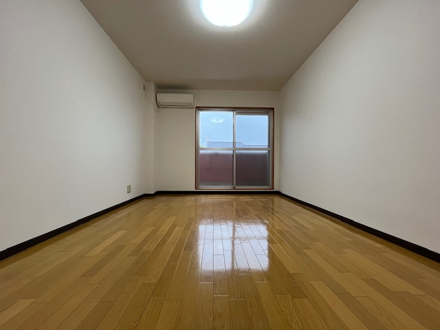 平和マンションの居間・リビング