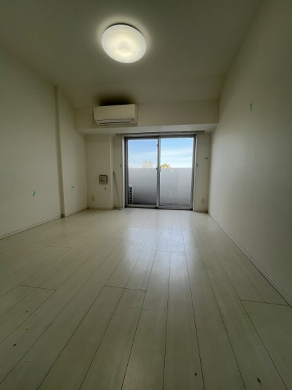 【洋室】 | ＰＲＥＭＩＵＭ　ＣＵＢＥ　下北沢