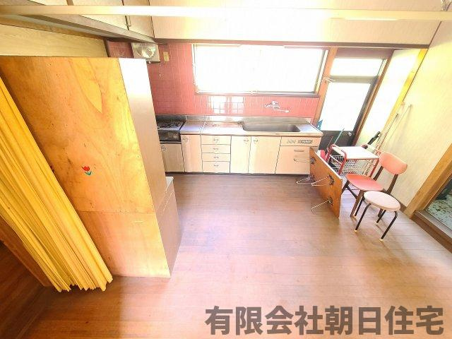 【キッチン】 | 西尾町中古戸建 | コンパクトなキッチンで掃除もラクラク