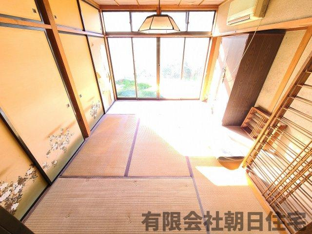 【和室】 | 西尾町中古戸建 | 畳の上でゆっくりとくつろげる和室です