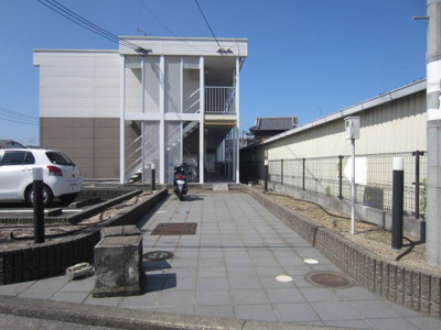 【エントランス】 | レオパレスＣｏｚｚｙＣｏｒｔ