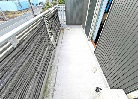 【中古】坂戸市中小坂中古住宅のバルコニー|南向きの陽当り良好バルコニー♪