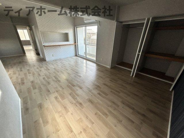 大和高田市南本町の賃貸マンションの居間・リビング|居間です
