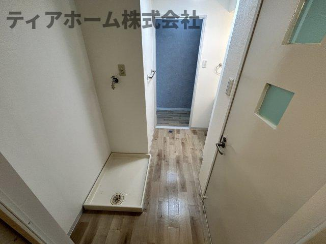 大和高田市南本町の賃貸マンションの洗面所|広い洗面スペース