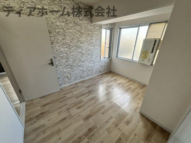 大和高田市南本町の賃貸マンションの洋室|使い勝手のいい洋室です