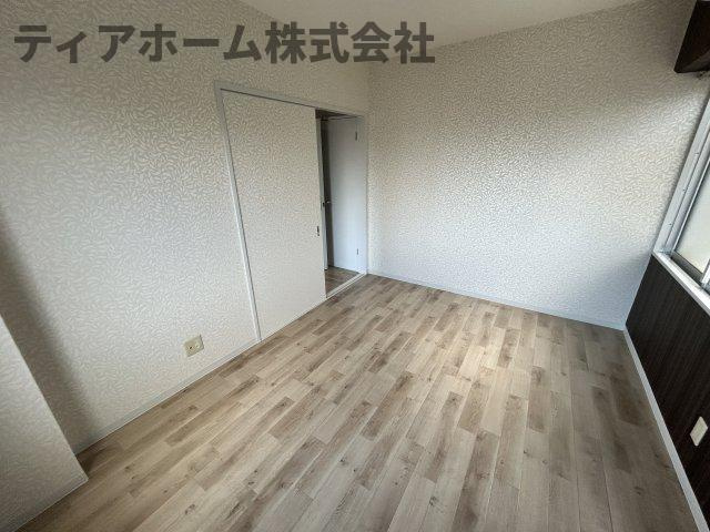 大和高田市南本町の賃貸マンションの洋室|個人の部屋や寝室として使える洋室です