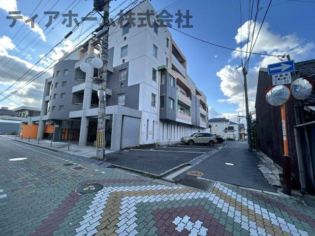 大和高田市南本町の賃貸マンションの外観