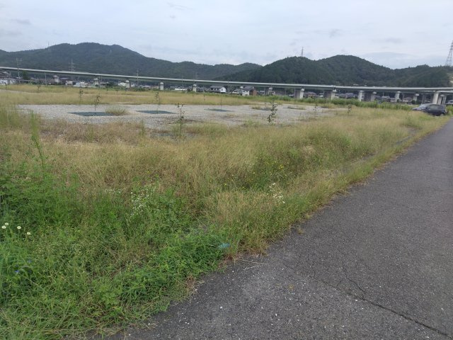 ６４１８６　山県市高木土地の外観