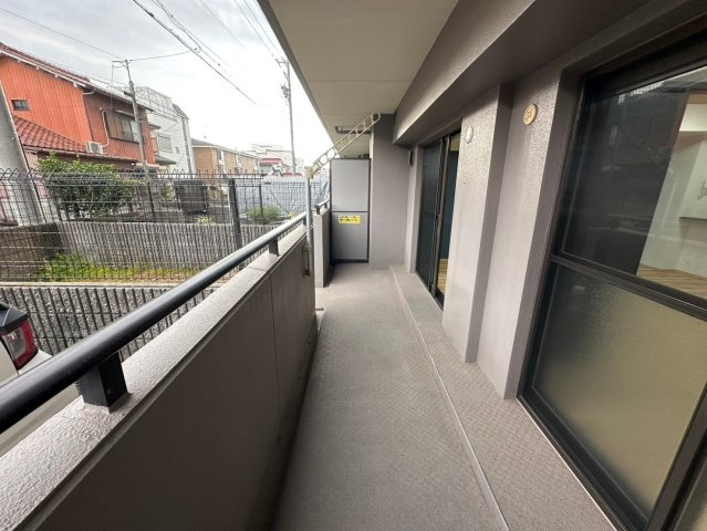 宝マンション小幡苗代のバルコニー|陽当たりの良い南面バルコニーでお洗濯ものもよく乾きます♪