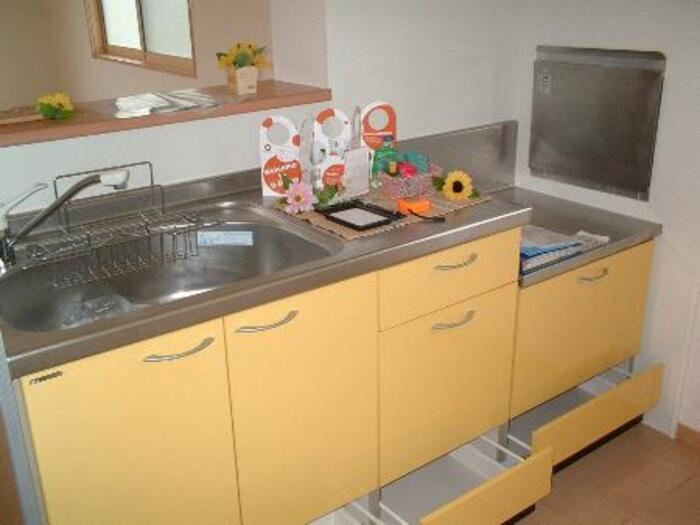 ジュパール Ⅱ棟のキッチン|建物外観