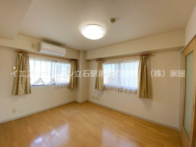 大昌ビルの洋室