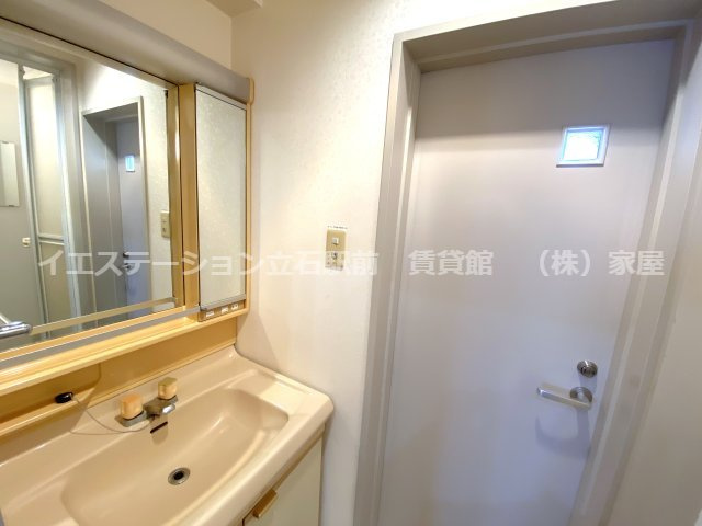 大昌ビルの洗面所