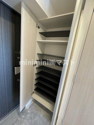 クレアグレイス岸里 の収納