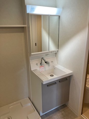 久留米市御井朝妻１丁目のアパートの独立洗面台