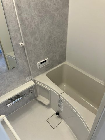 久留米市御井朝妻１丁目のアパートの浴室