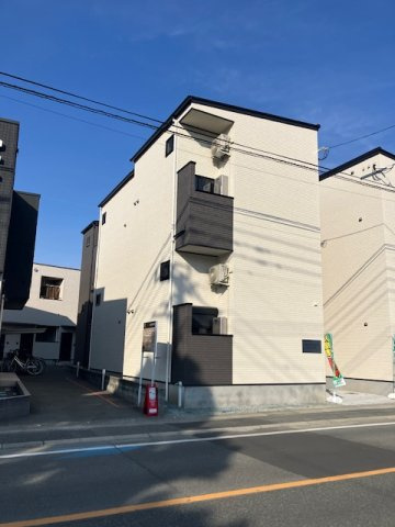 久留米市御井朝妻１丁目のアパートの外観