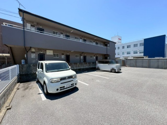 【駐車場】