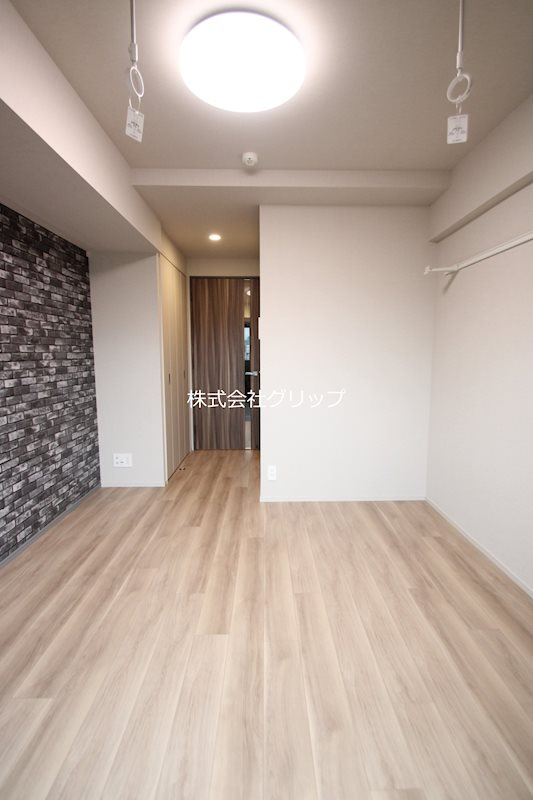 マキシヴ阪東橋ツインイーストの居間・リビング