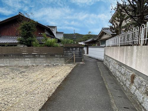 岩倉忠在地町 土地(A号地)の前面道路含む現地写真