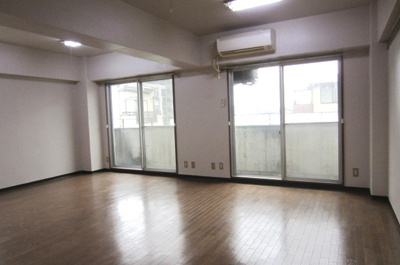 【居間・リビング】 | アバンティ貝塚2