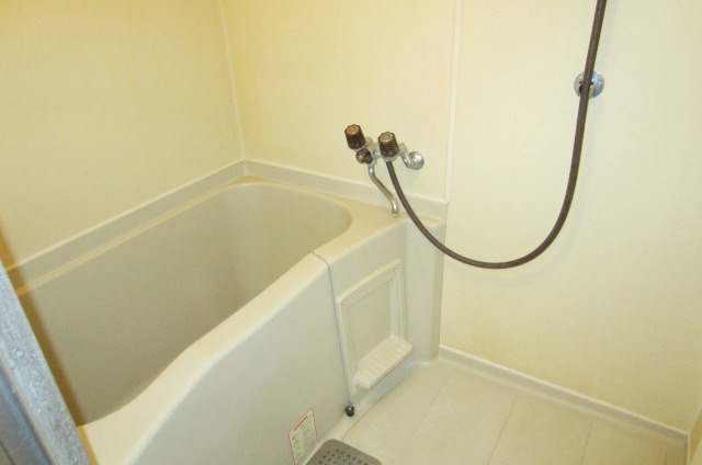 【浴室】 | アバンティ貝塚2