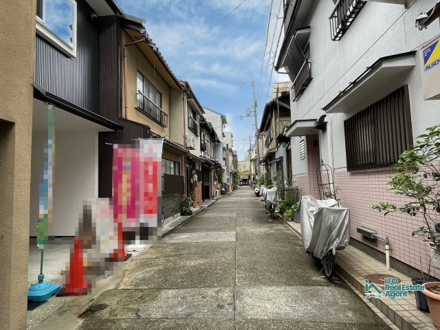 上京区西五辻東町 未入居戸建の前面道路含む現地写真