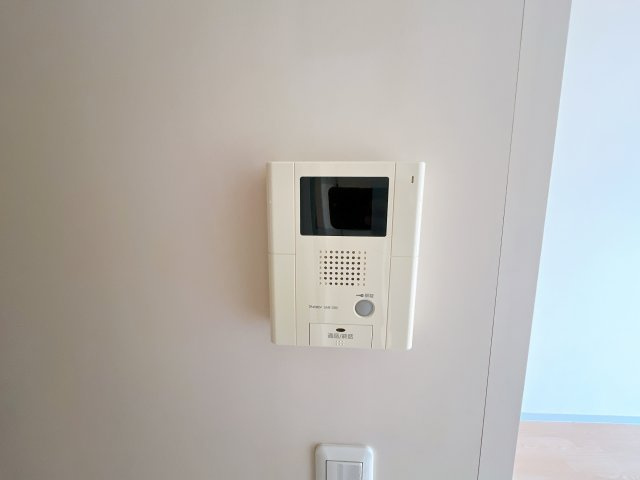 ホワイトプラネットのセキュリティ|別部屋反転間取りのお写真となります。