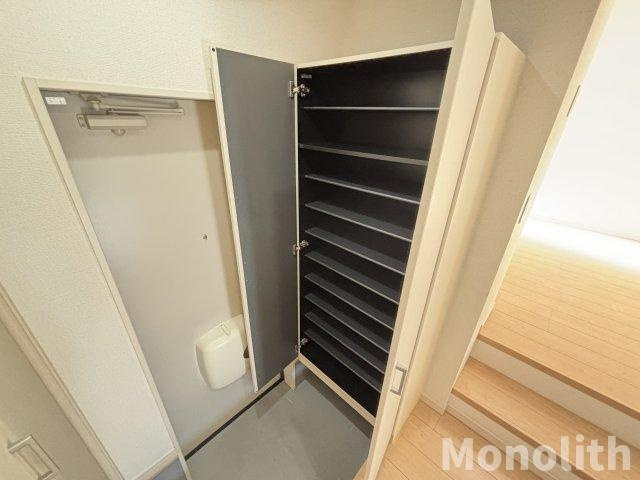 グランビア富木の収納