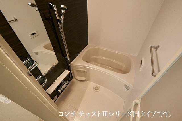 ヒカルサ奈良大森サウスの浴室