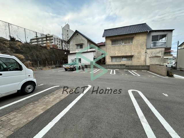 SEKISUI RESIDENCEの駐車場