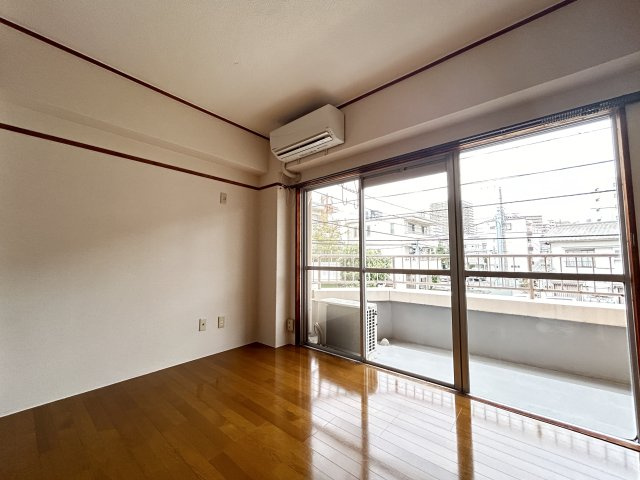 マンション高橋の寝室