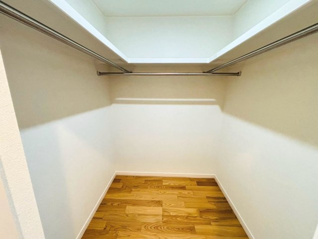 戸建　瑞穂市別府Ⅴ　全1区画分譲の収納|たっぷり入る収納は全居室に完備！主寝室にはウォークインクローゼット付きで季節ものの収納にも困りません！