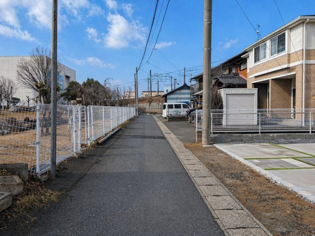 戸建　瑞穂市別府Ⅴ　全1区画分譲の前面道路含む現地写真|■前面道路　■ヤマダ不動産　株式会社リライフ　大垣店■夢のマイホーム購入をフルサポートします！