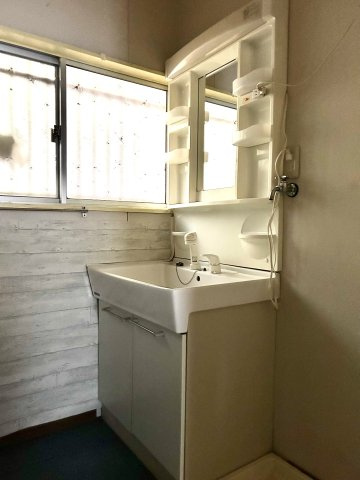 中古住宅　粟野の洗面所