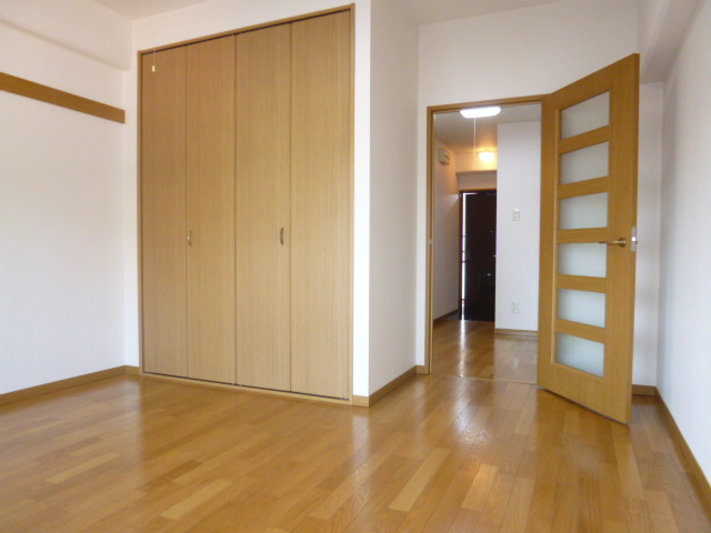 ブロードヒルの洋室