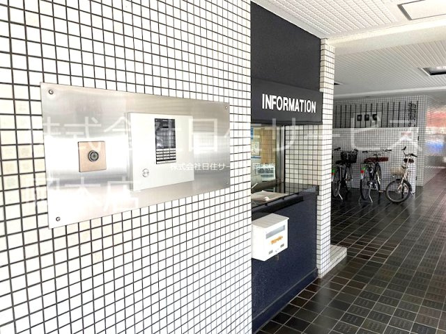 カサベラ岡本のエントランス|毎日通るエントランスはこのようになっています