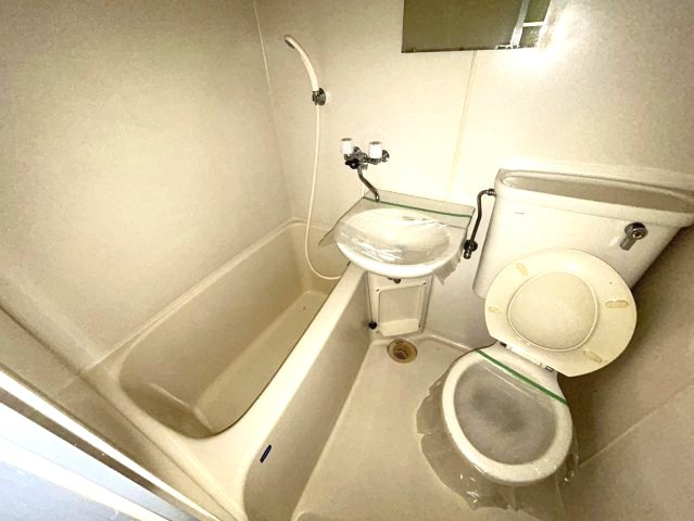 カサベラ岡本の浴室|落ち着いた空間のお風呂です