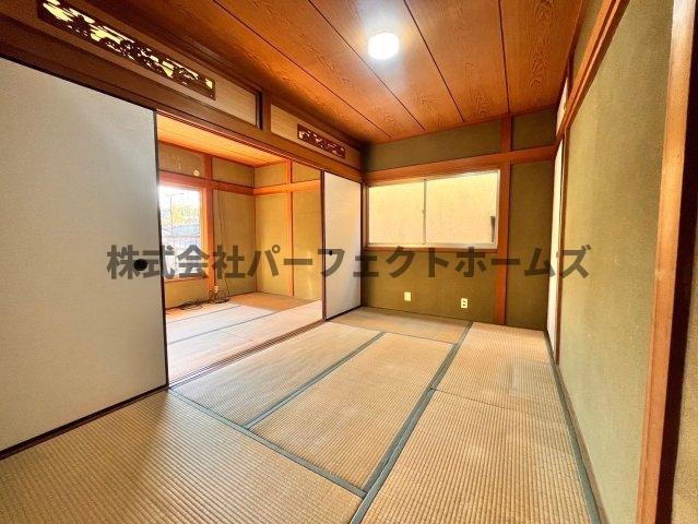 津田東町2丁目戸建　賃貸の和室|フローリングだけでなく、和室もあります