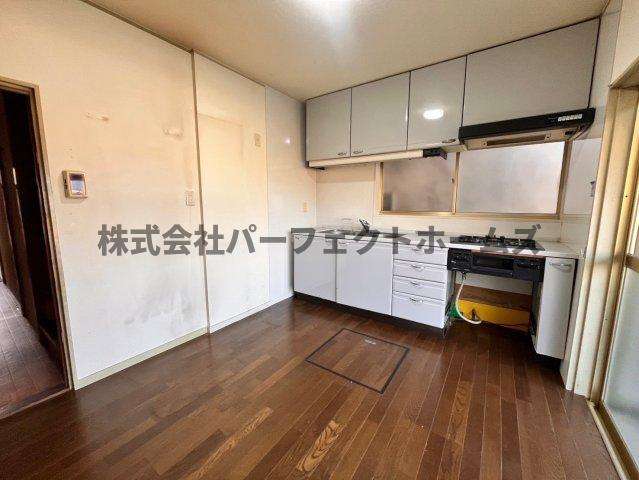 津田東町2丁目戸建　賃貸の居間・リビング|リビングです