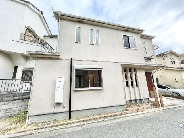 交野市神宮寺2丁目　中古一戸建ての外観|外観は落ち着いています