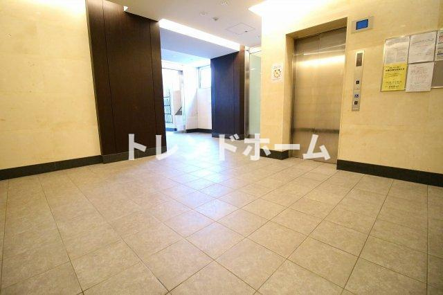 エスライズ難波のエントランス|選べる家電プランあり！！