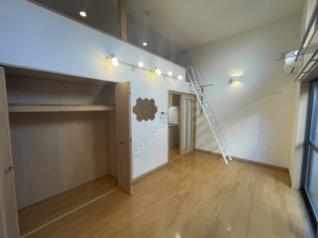 ベルクルールの内装|リビング